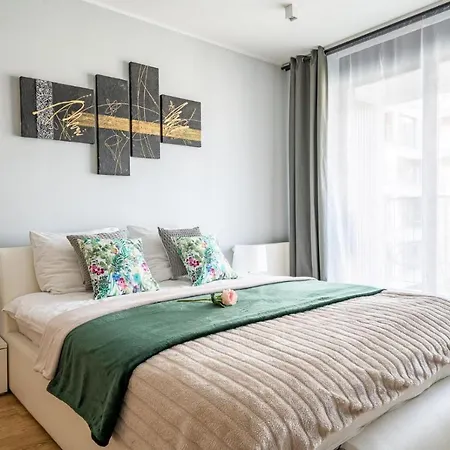 Art Nad Olawa Aparthotel