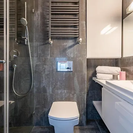 Art Nad Olawa شقة فندقية فروتسواف